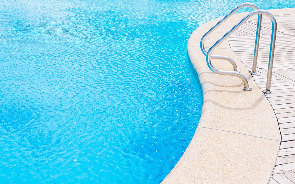Limpeza de piscinas: Segurança e bem-estar